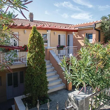 1 Bedroom Stunning In Klek