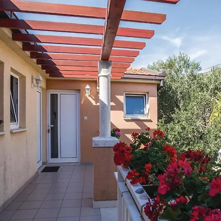 Apartmán 1 Bedroom Stunning In